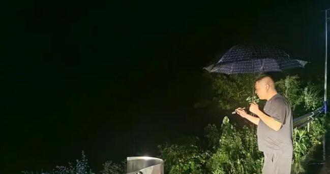 慈利縣楊柳鋪鄉|齊心協力,奮戰防汛一線