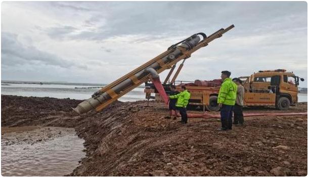 聞“汛”而動(dòng)！他們沖在防汛抗臺(tái)第一線！